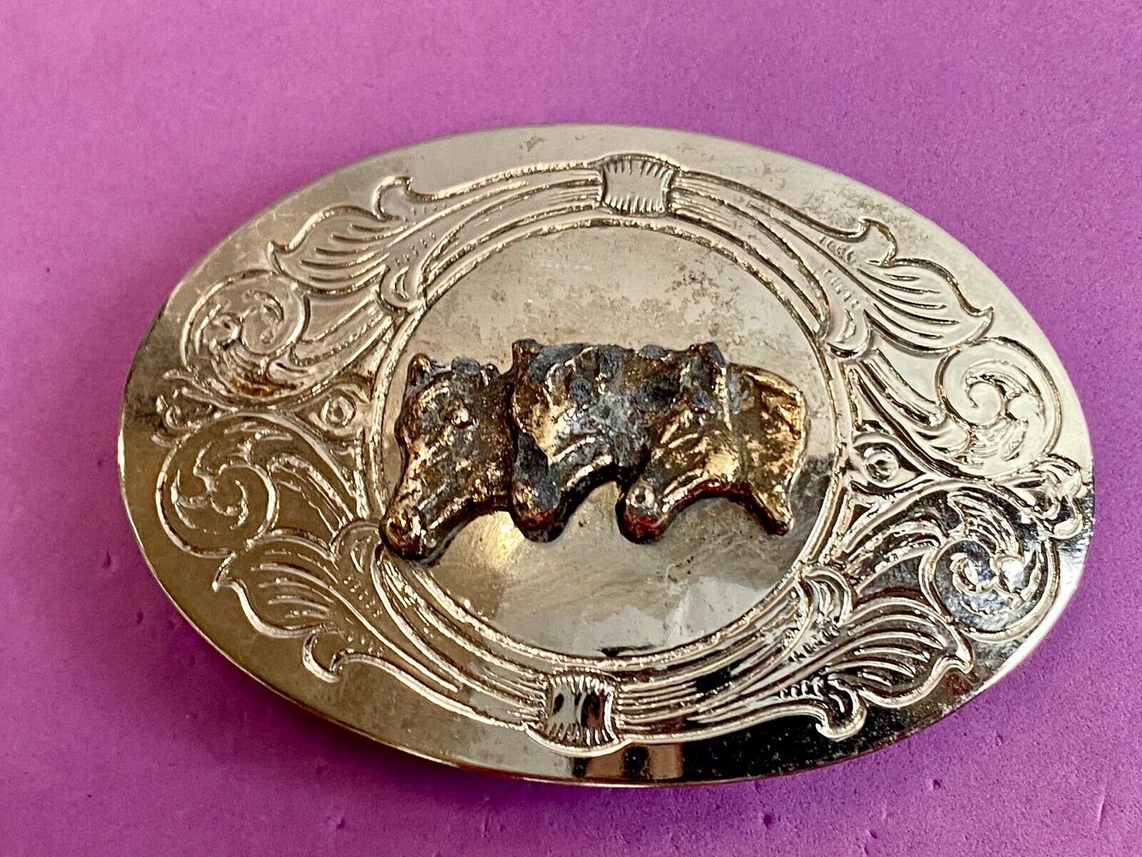 Vintage - There horse heads  bust western engraved belt buckle 