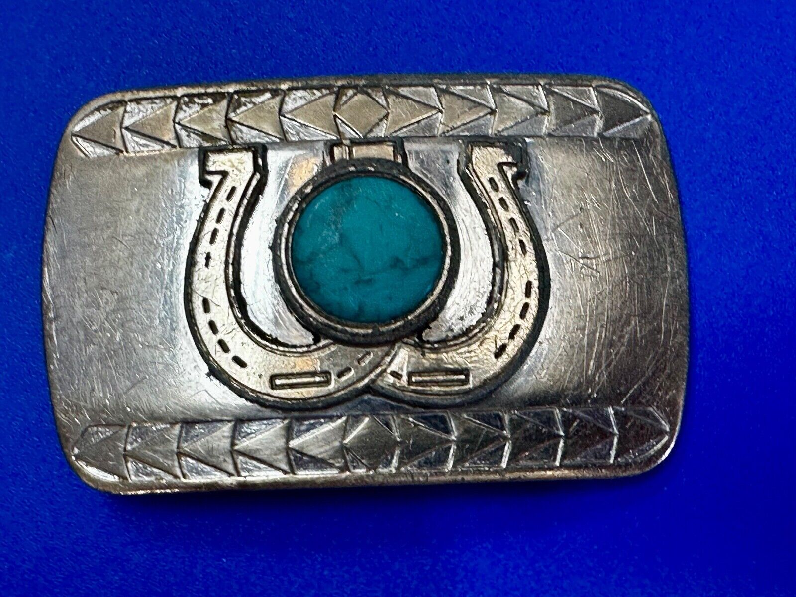 Turquoise Stone centerpiece Western Belt Buckle w/Lucky Dual Horseshoe Surround