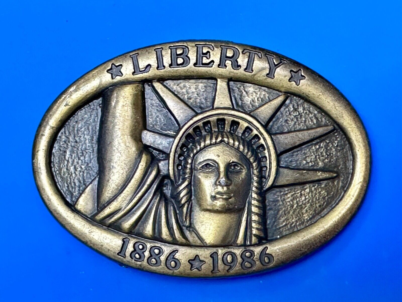 100 year Anniversary 1986 Statue of Lady Liberty Brass tone Belt Buckle