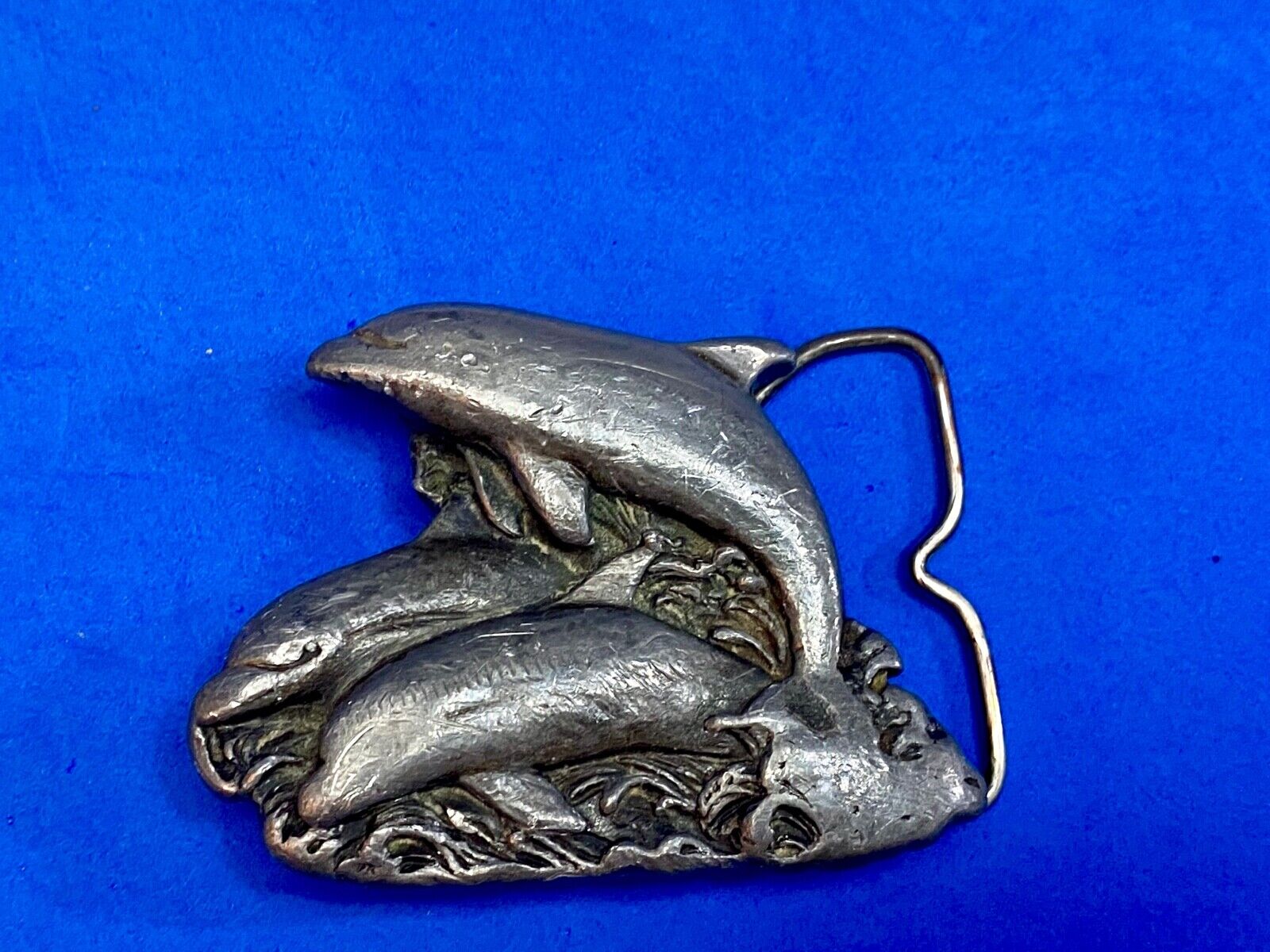 70'S Three Jumping Dolphin's In Ocean Cutout Belt Buckle By Bergamot H-L43
