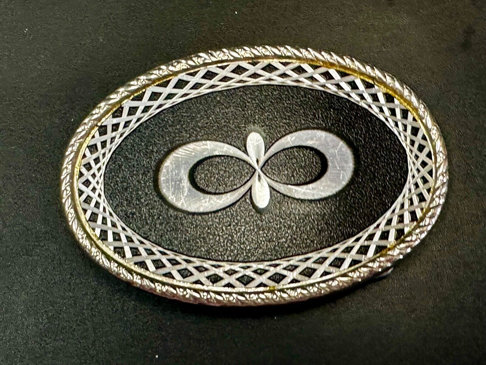 Vintage etched Figure 8 pattern on two tone Black & Silver Belt Buckle