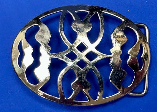 Unique cutout skeleton pattern silver tone oval belt buckle