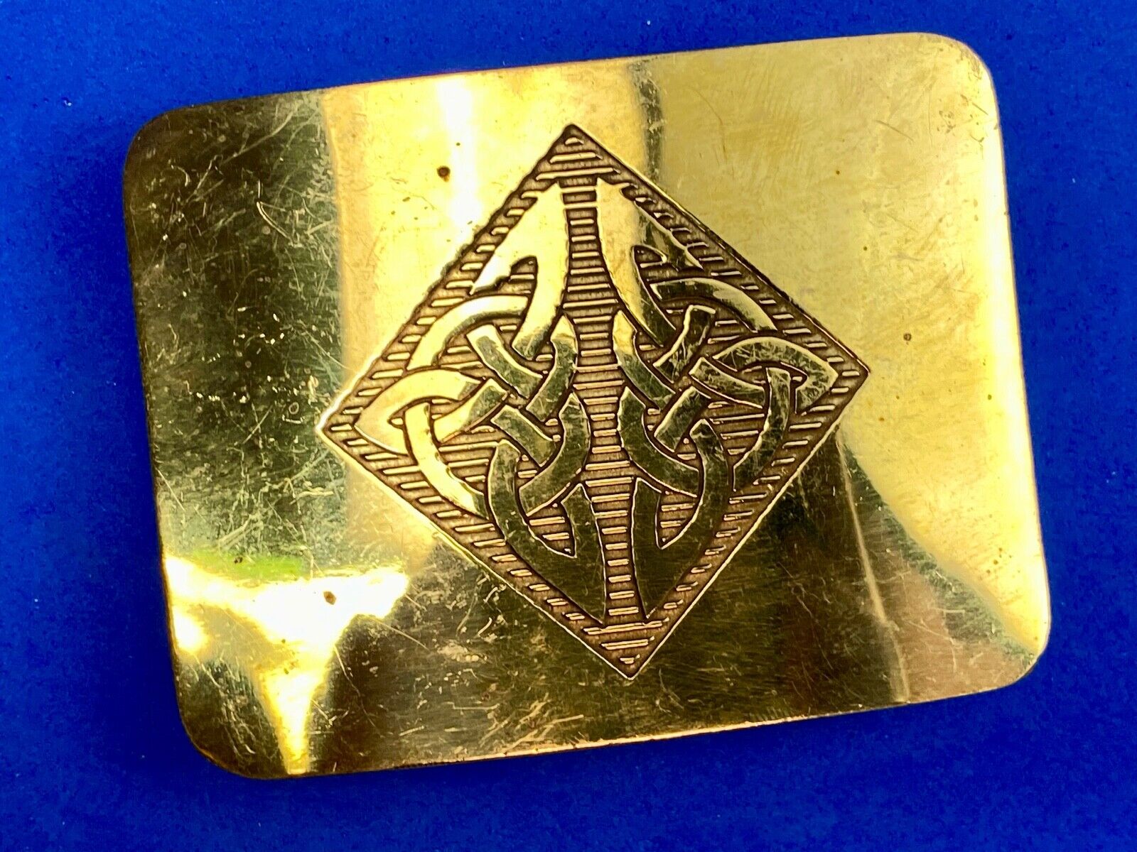 Vintage 1970s?  BOHO HIPPIE Ornate Lines Pattern Brass tone Belt Buckle 