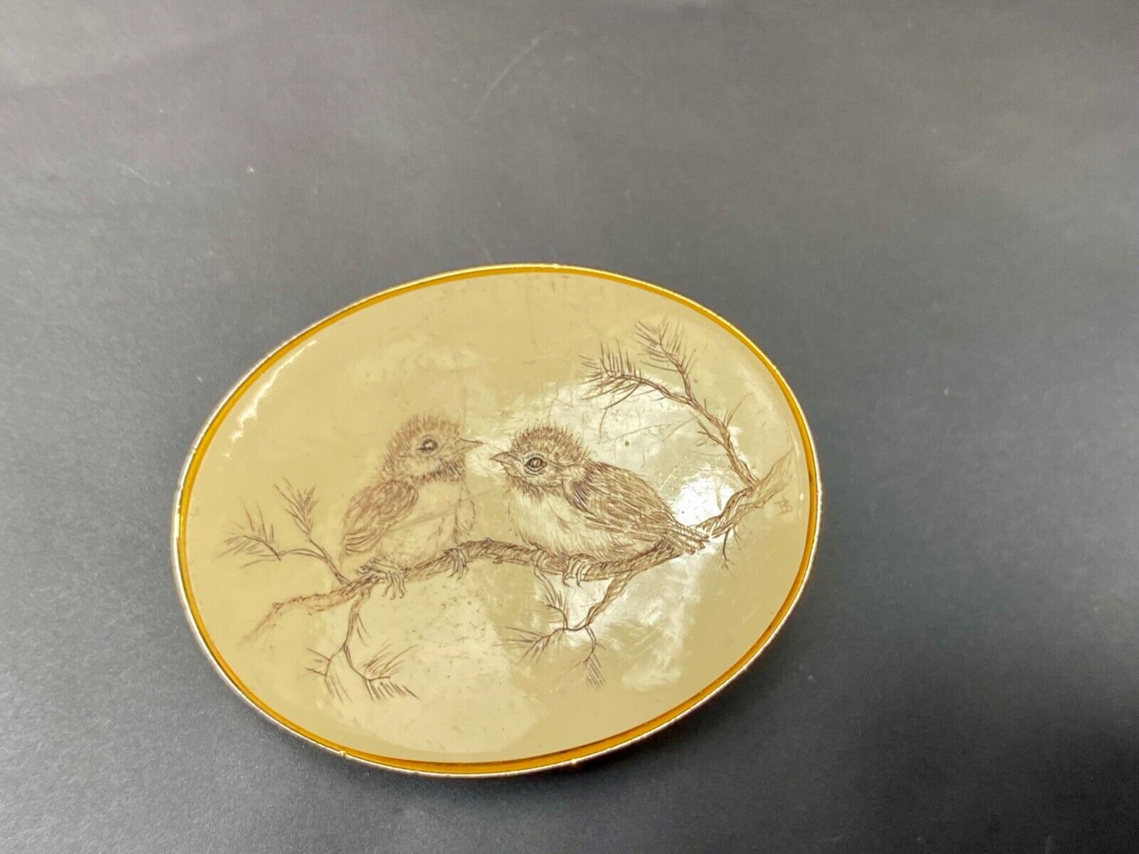 Two adorable baby birds on tree branch ART drawing Vintage Barlow belt buckle