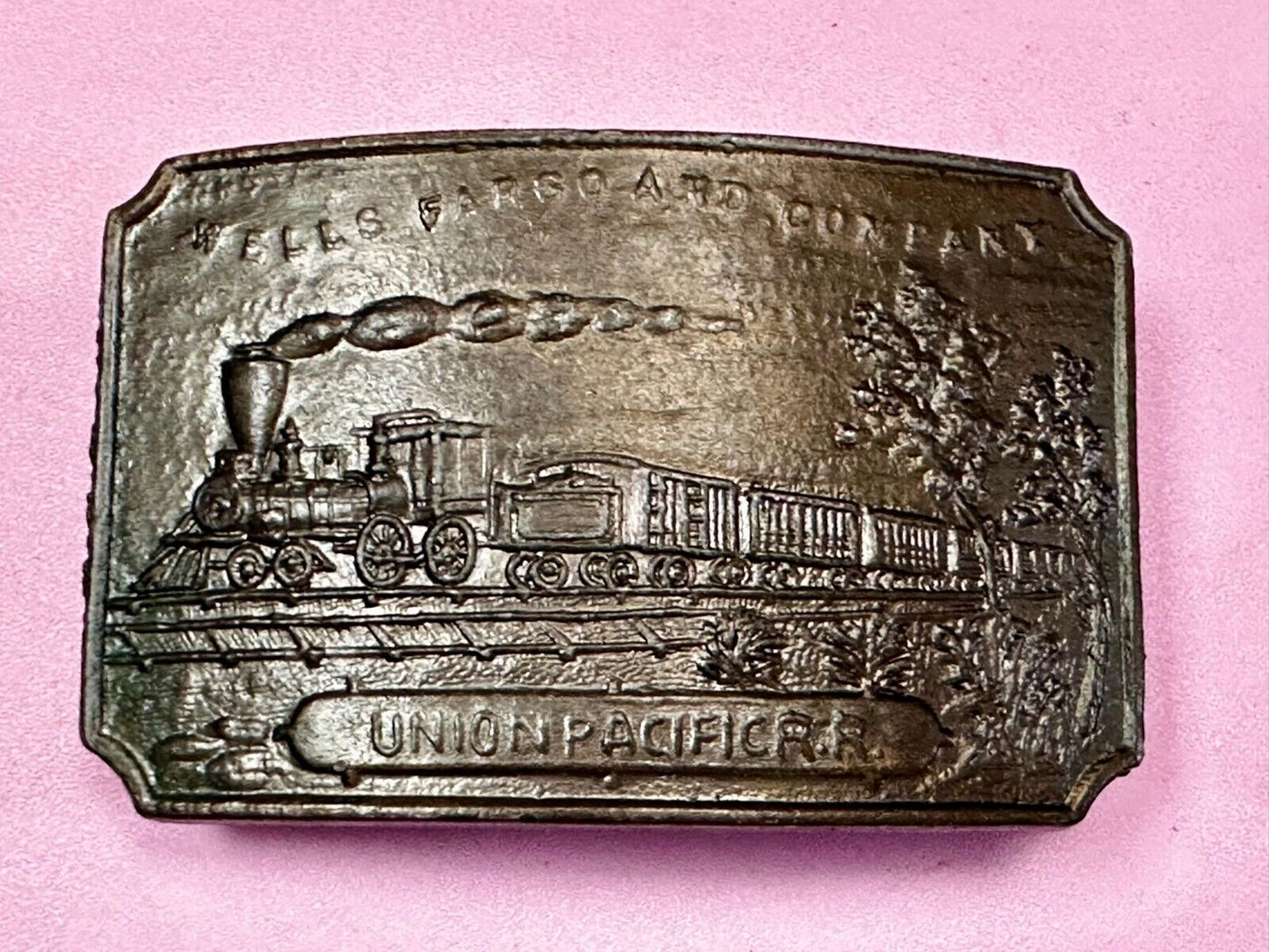 Union Pacific RR Wells Fargo & Co Train Steam Engine Locomotive Belt Buckle