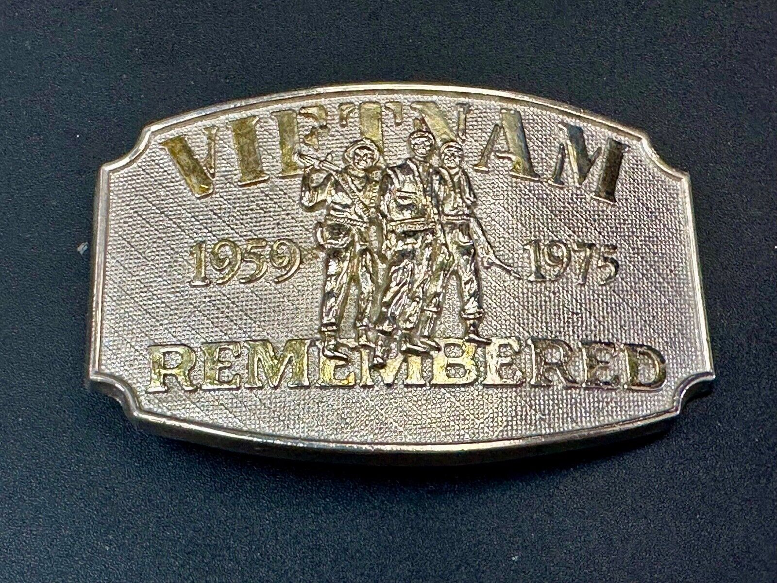 VIETNAM REMEMBERED 1959 1975 War Veteran Veterans F.E. Hart Numbered Belt Buckle
