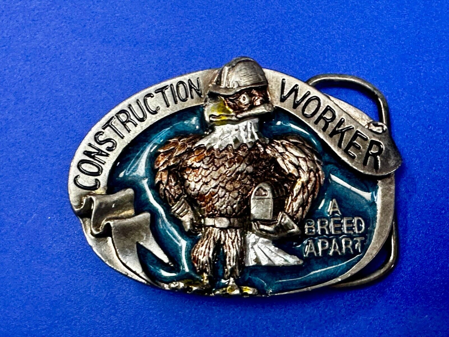 A Breed Apart Construction Worker Commemorative Vintage 1988 Belt Buckle