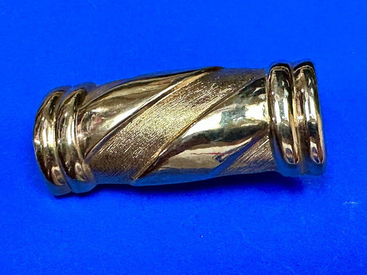 Vintage Apple accessories of NY gold tone tube shape belt buckle