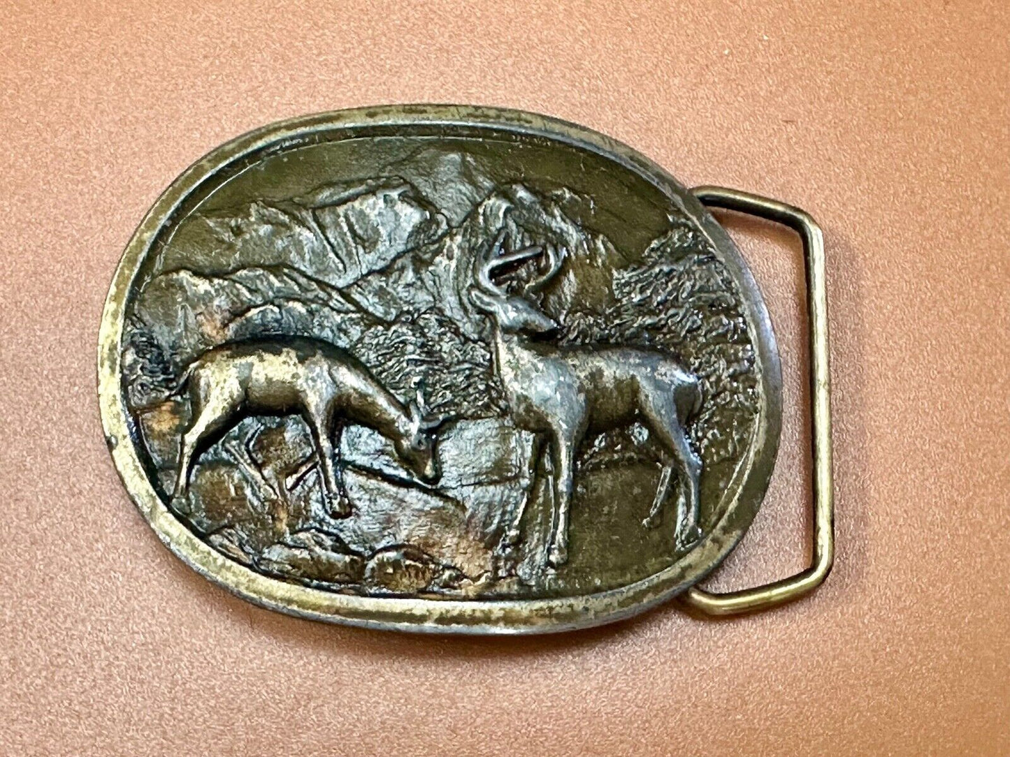 Vintage Doe and Buck / Deer  Vintage E-97 Indiana Metal Craft  belt buckle