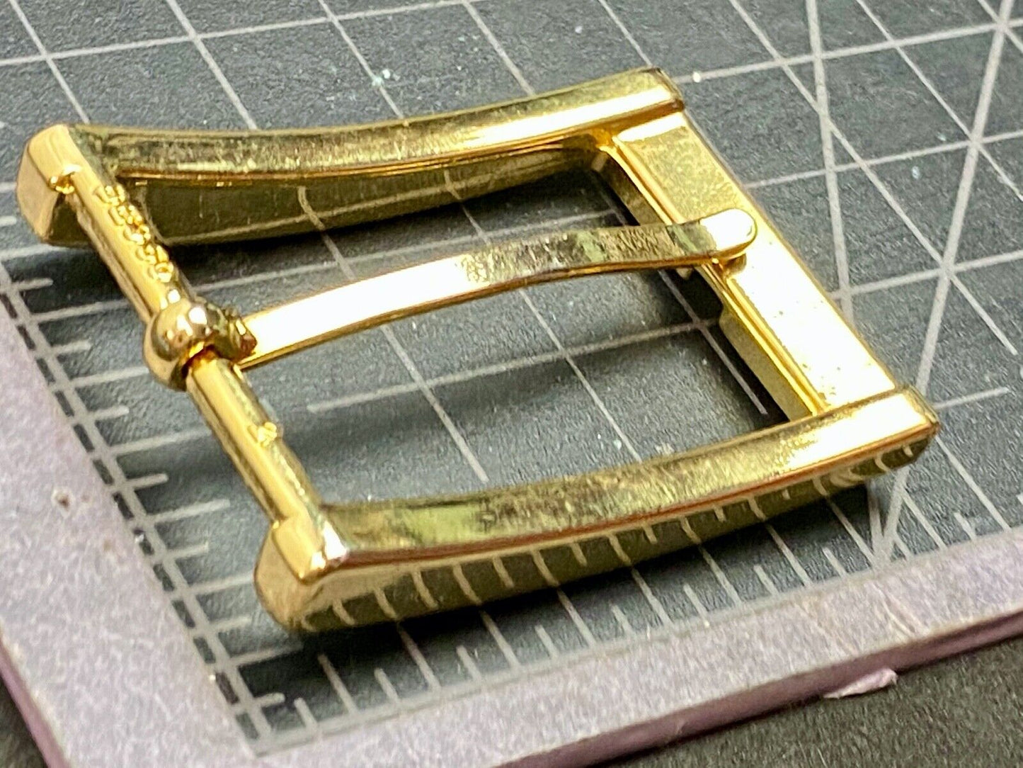 Vintage gold tone BE350 replacement belt buckle