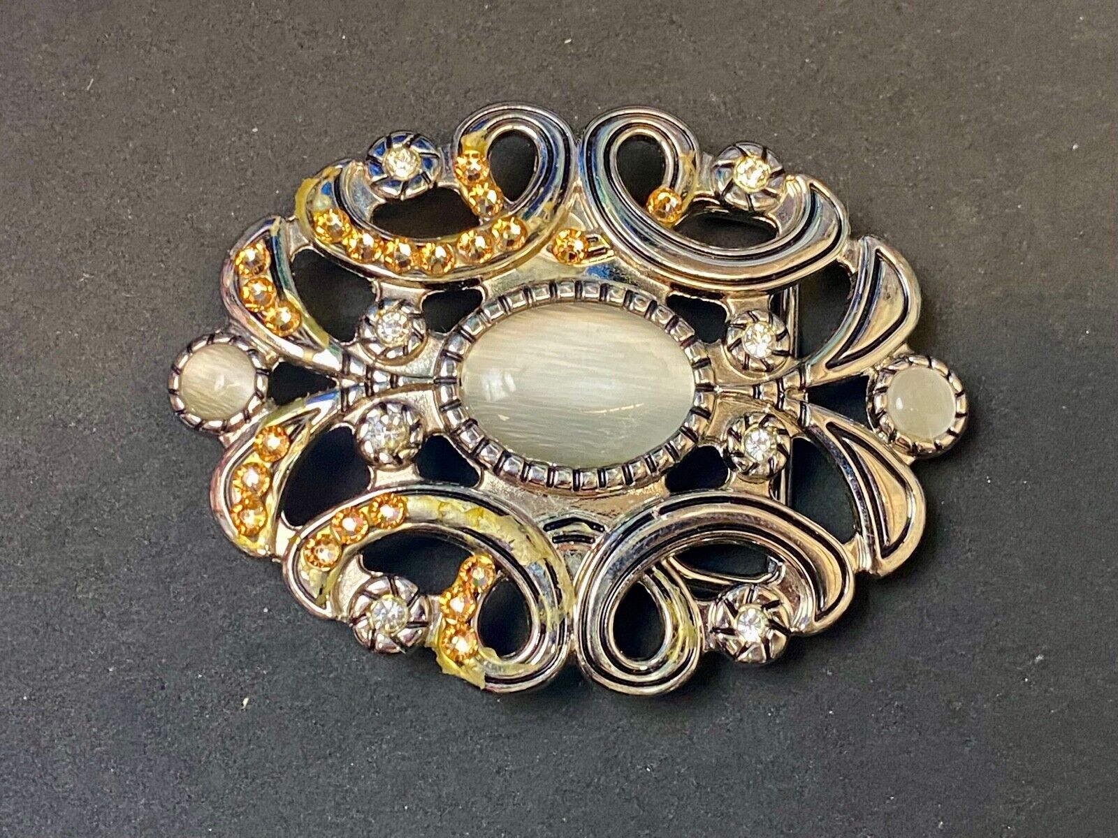 Unique See Though Rhinestone Accented Victorian Style Centerpiece Belt Buckle