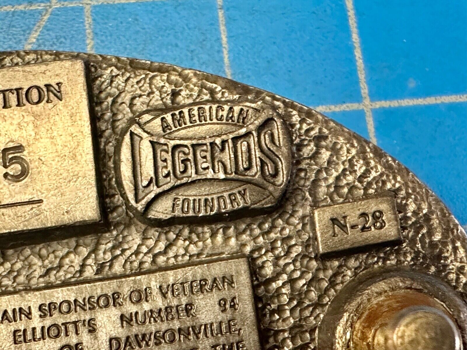 Bill Elliott #94 McDonald's car vintage Nascar race belt buckle N-28