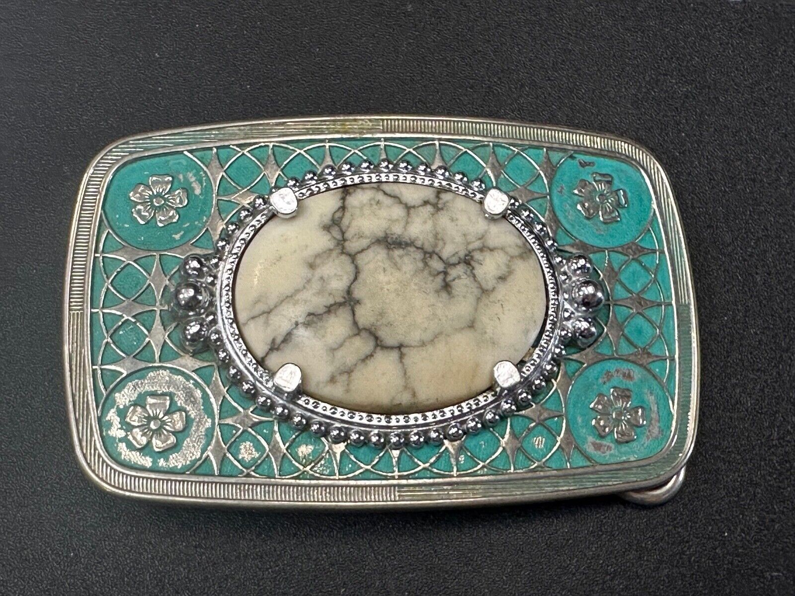 vintage Magnesite cabochon cab stone centerpiece on western belt buckle