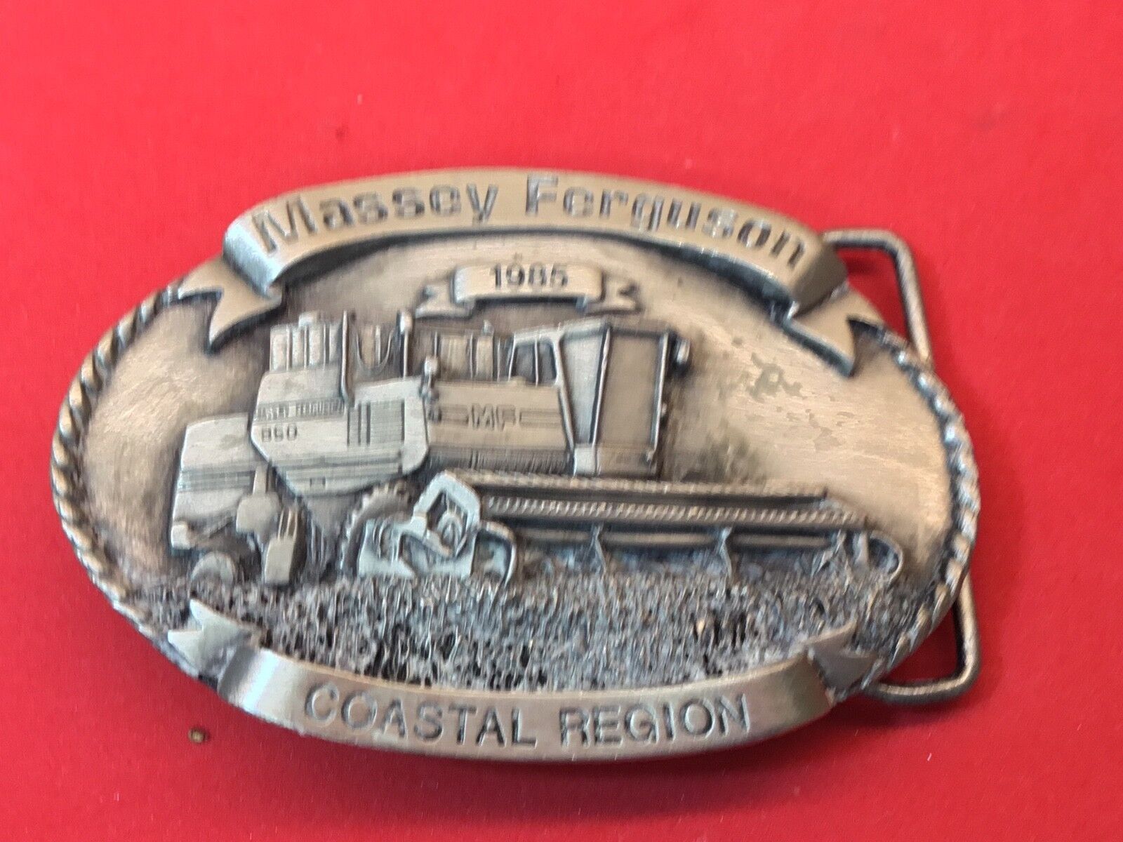 Vintage  Massey Ferguson Summer 1985 LIMITED edition  collector belt buckle