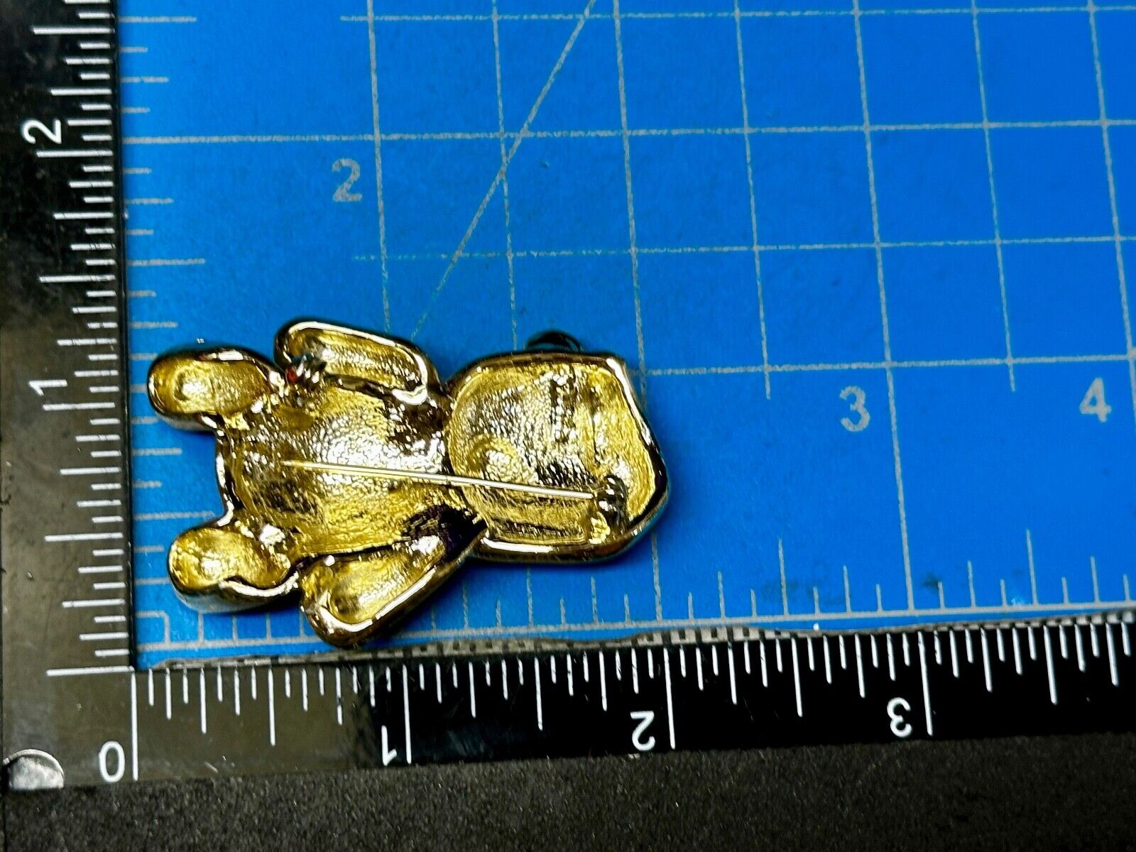Adorable Teddy Bear Gold Tone Vintage Brooch Pin Signed by.AJC