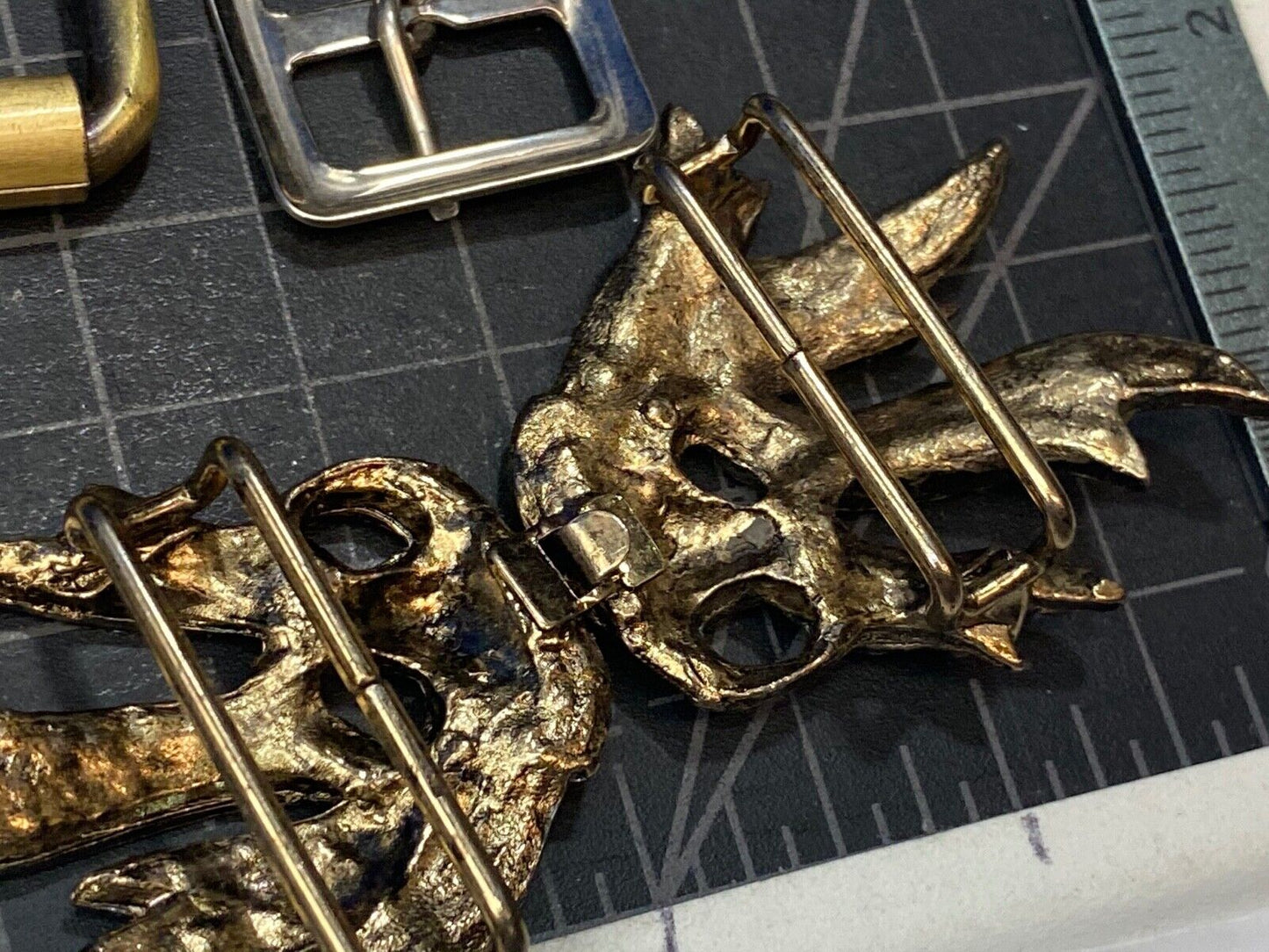 4 piece Mixed lot of belt buckle's  +_ 2 pc leaf buckle -resale, gifts, use etc!