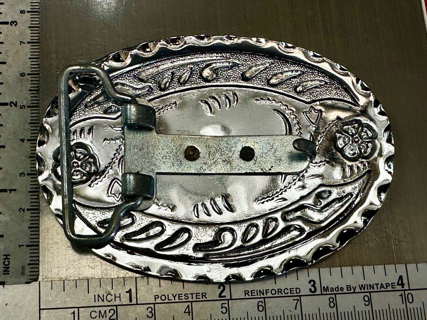 Two Gun Revolver Pistol Western Silver Tone Oval Vintage Cowboys Belt Buckle