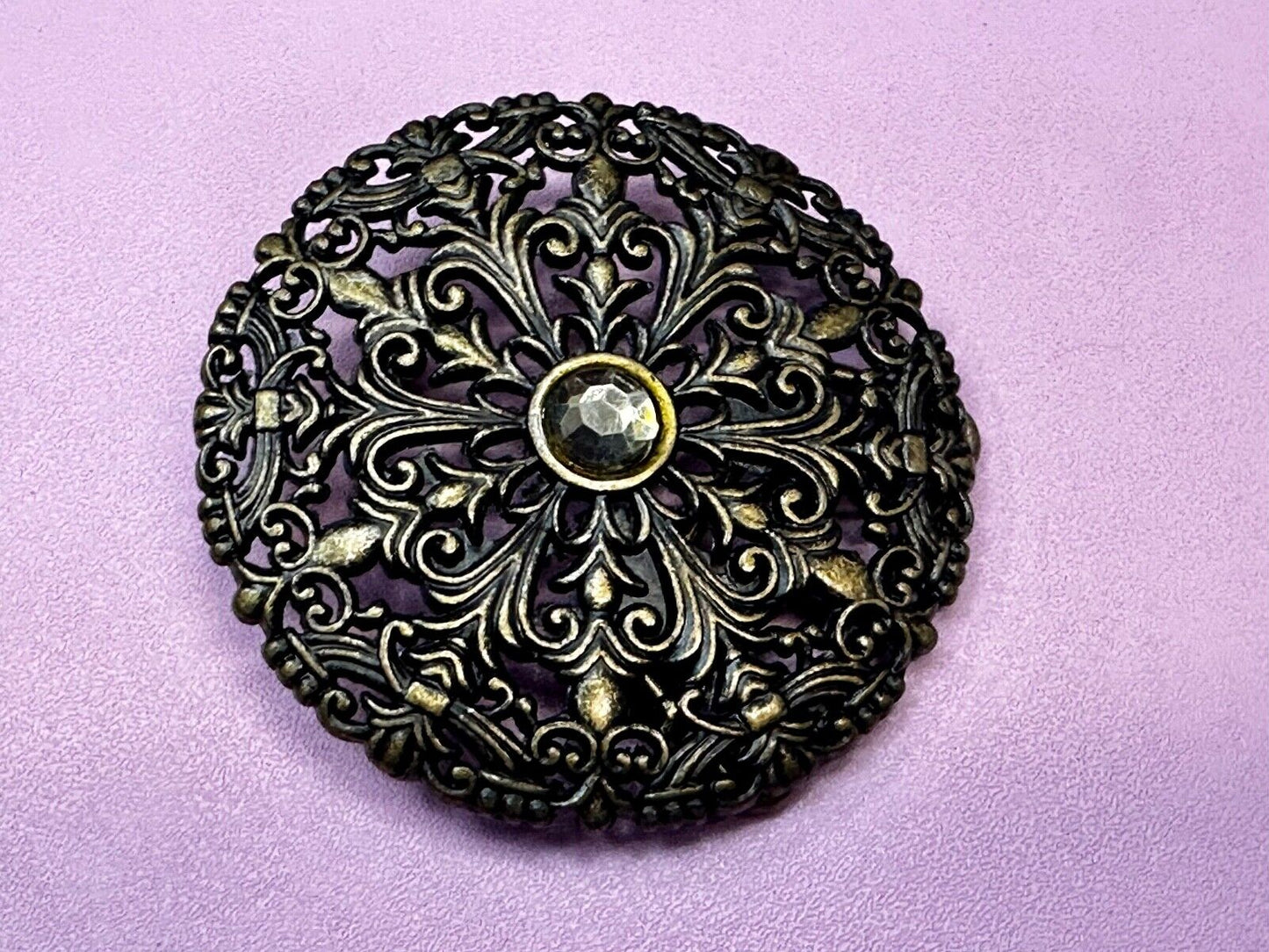 Victorian Style Filigree Round Small Hippy Vibe Small Belt Buckle