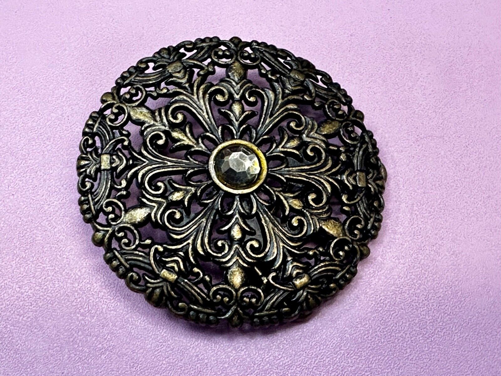 Victorian Style Filigree Round Small Hippy Vibe Small Belt Buckle