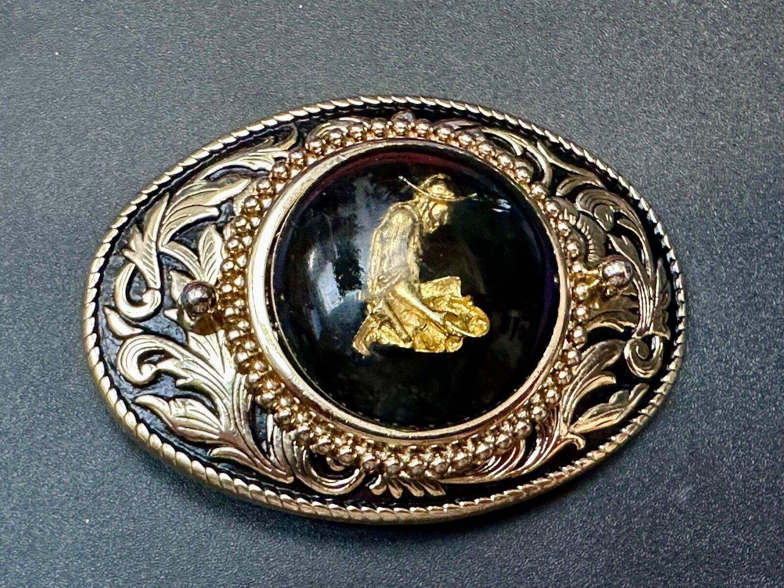 Artisan Gold Panning Beautiful centerpiece in Vintage western Belt Buckle
