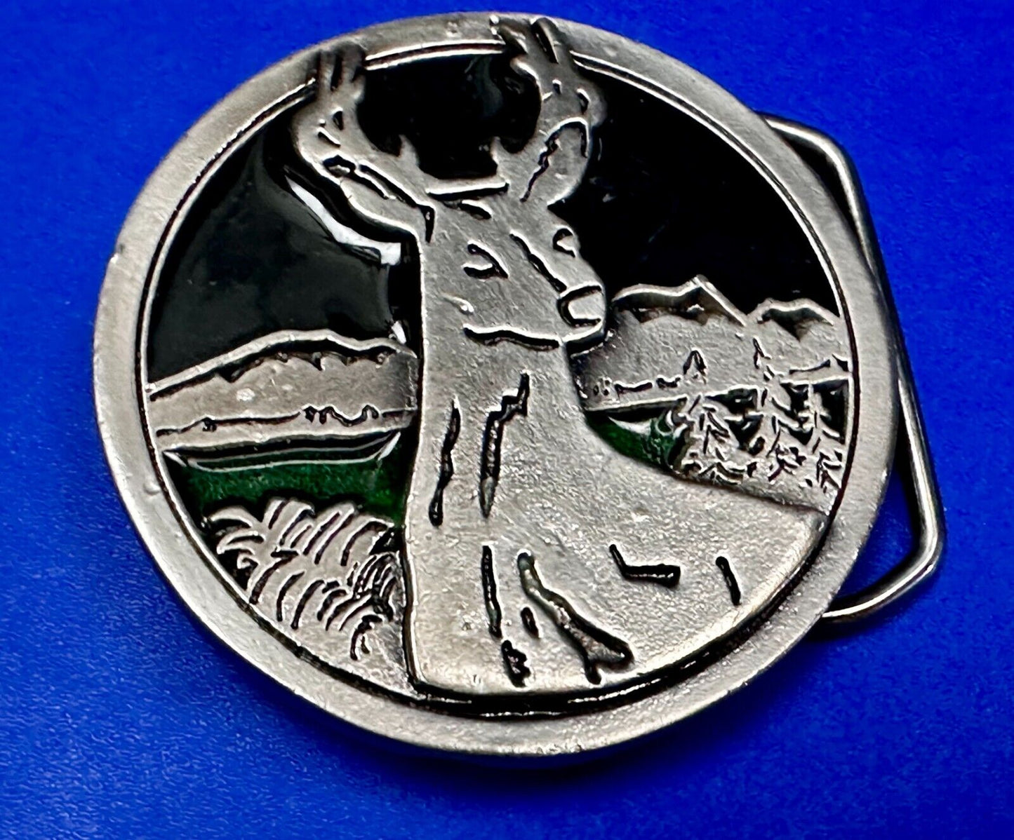 Abstract Deer Drawing Vintage Round Raised numbered Belt Buckle