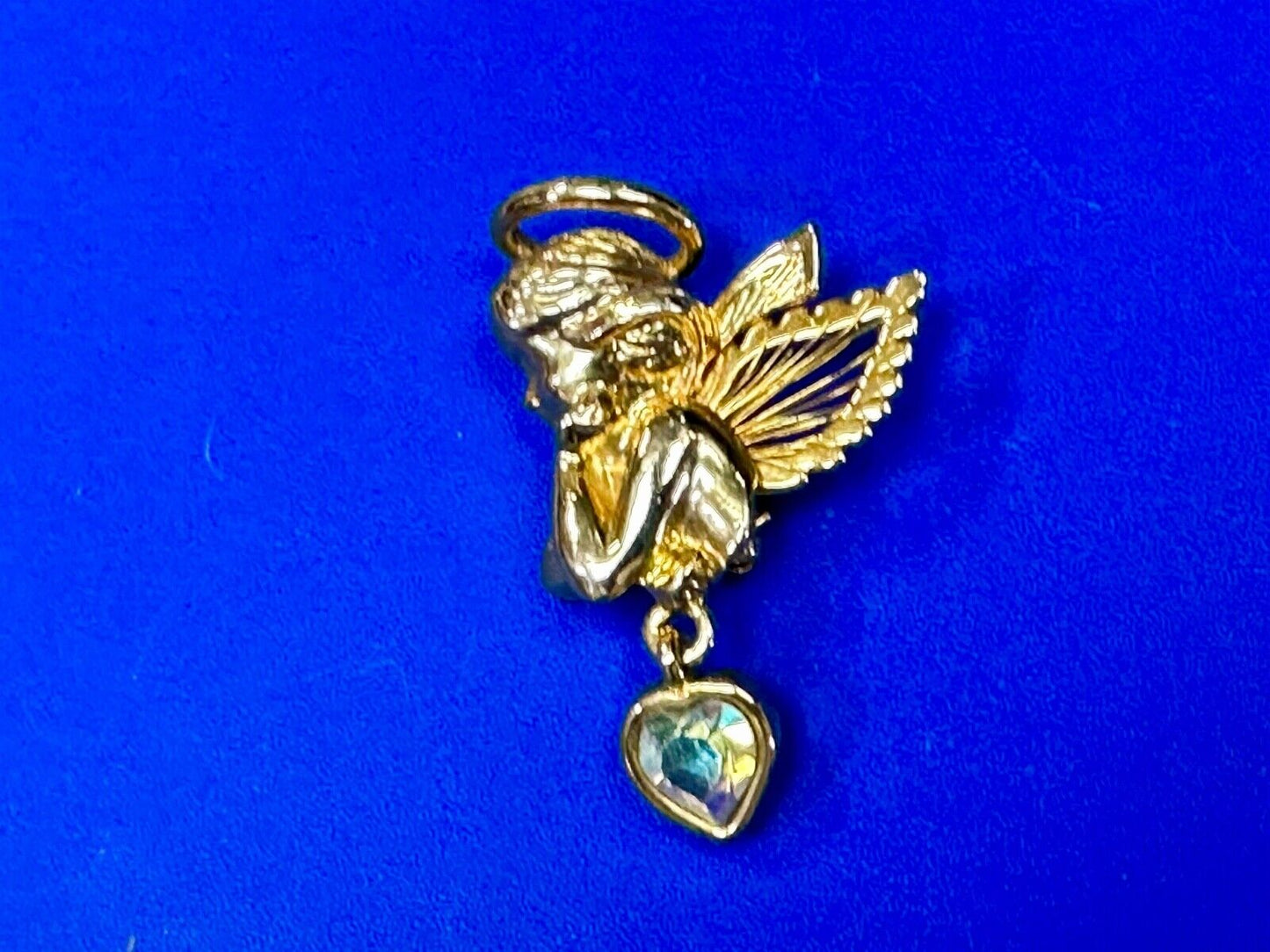 Angle with wings and Heart dangle beautiful AAI vintage brooch pin