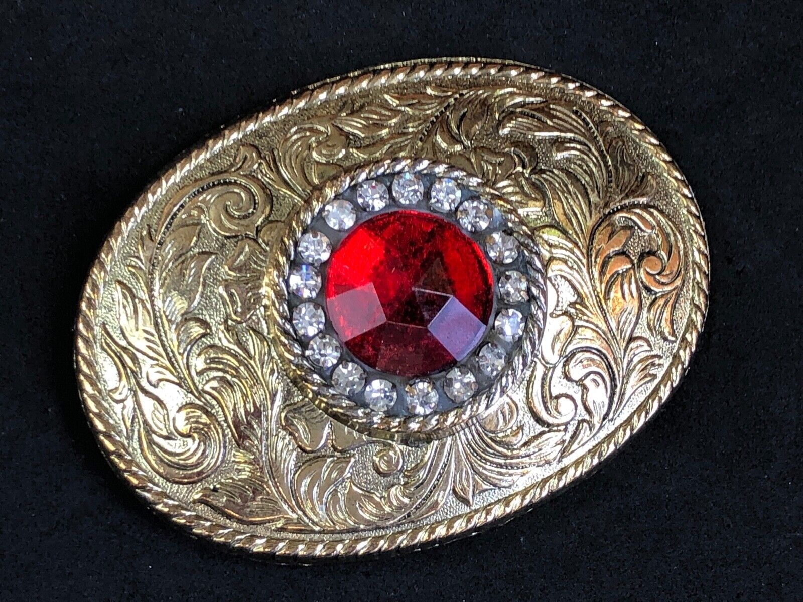 Unknown -  QUALITY Red Rhinestones?  centerpiece western belt buckle 