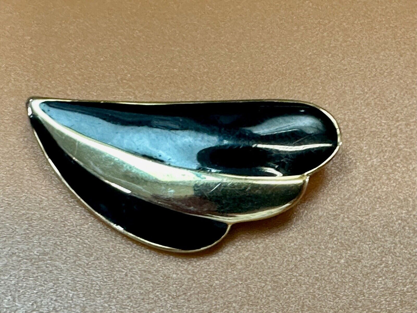 Abstract Leaf Shaped Black Enamel Gold tone brooch pin