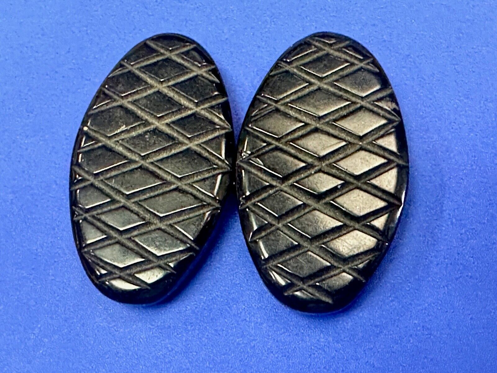 Two piece interconnecting vintage black shoe clips