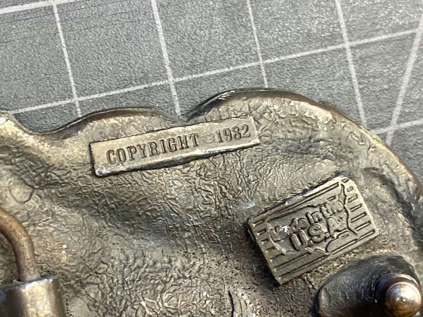 Vintage 1982 Jumping Deer - The great American belt buckle Company 