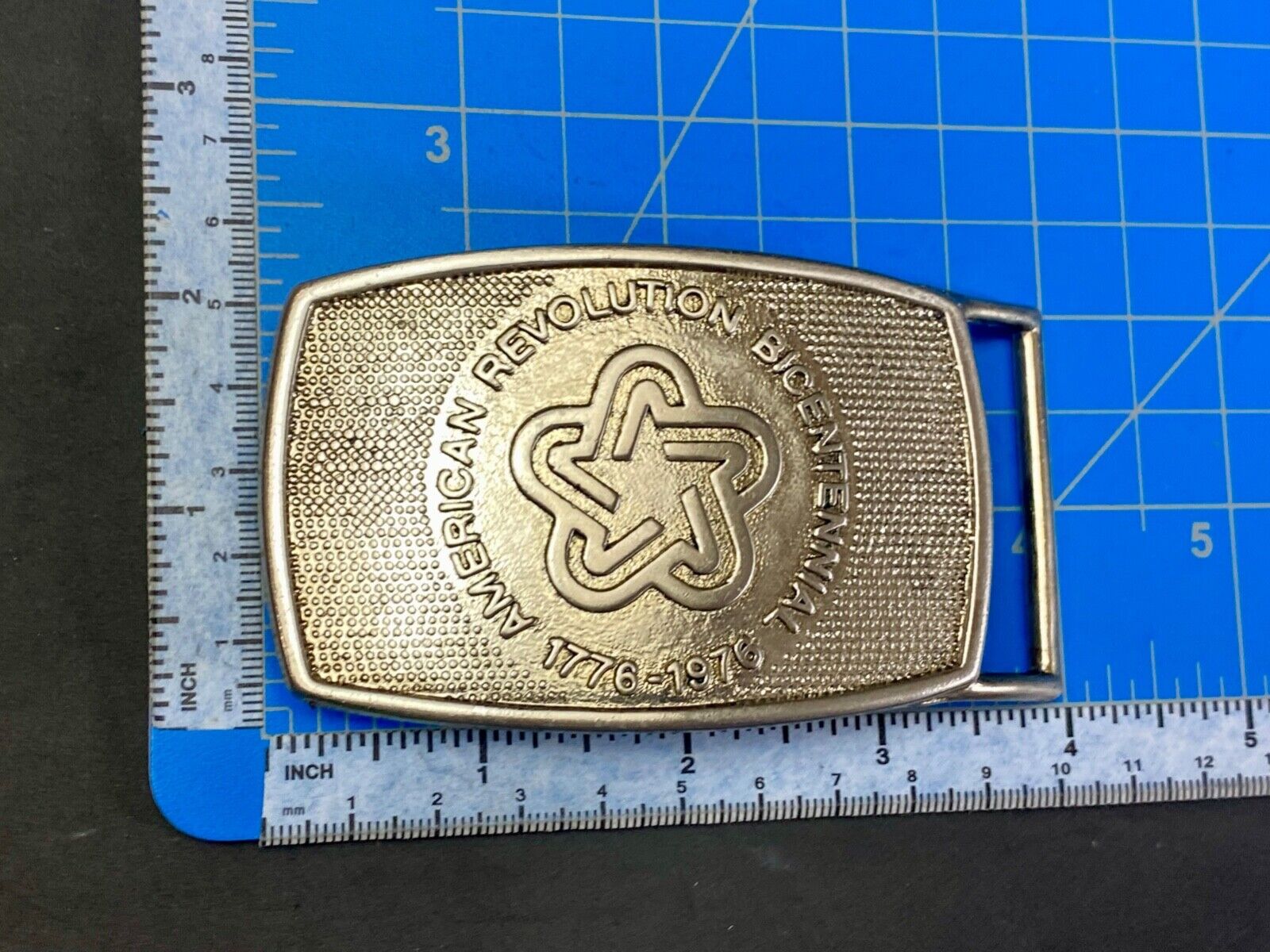 American Revolution Bicentennial Celebration Patriotic USA belt buckle by Lee Ny