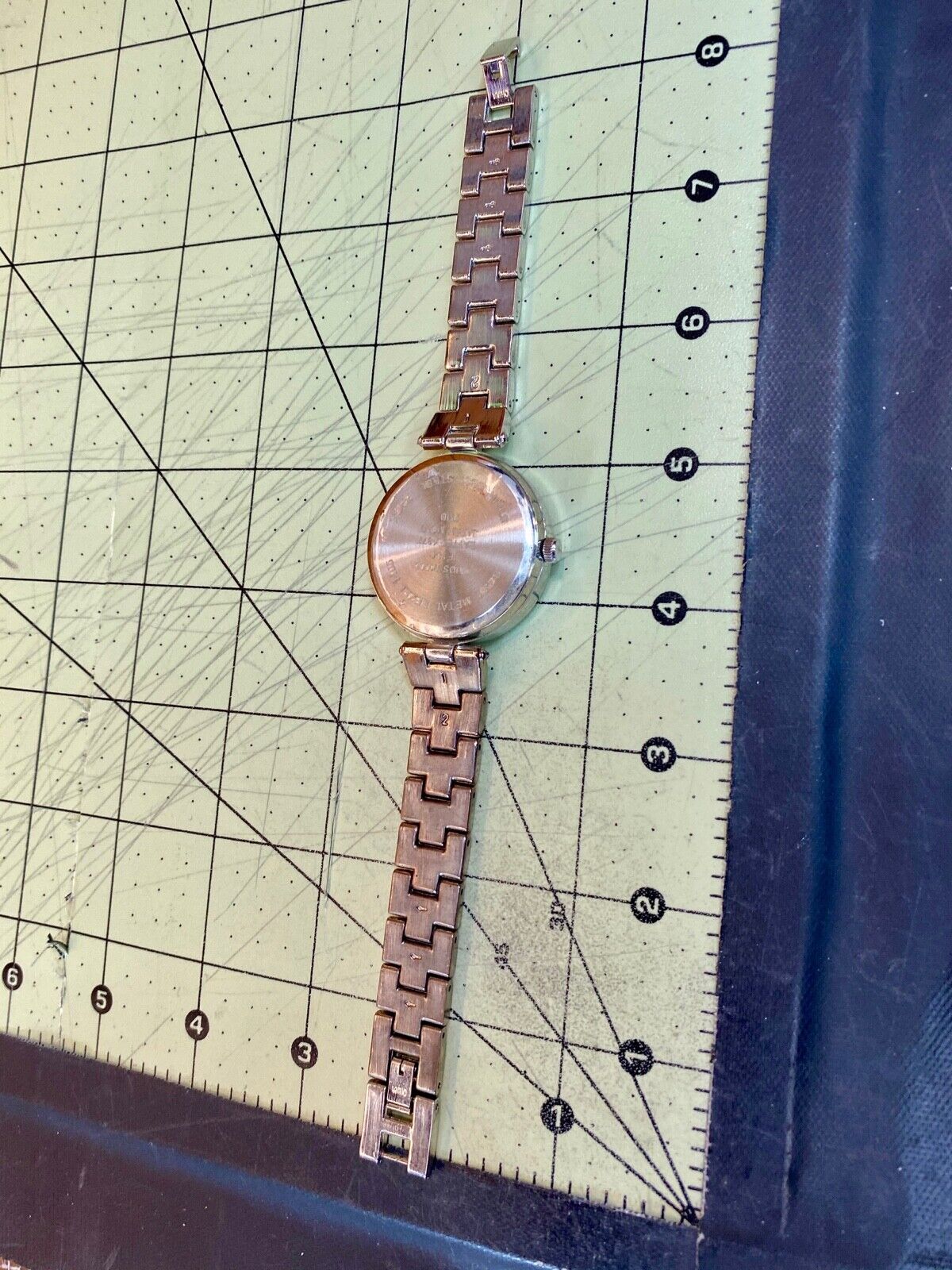 Unbranded Silver Tone Ladies Quartz Watch  - New Battery Working Well! 
