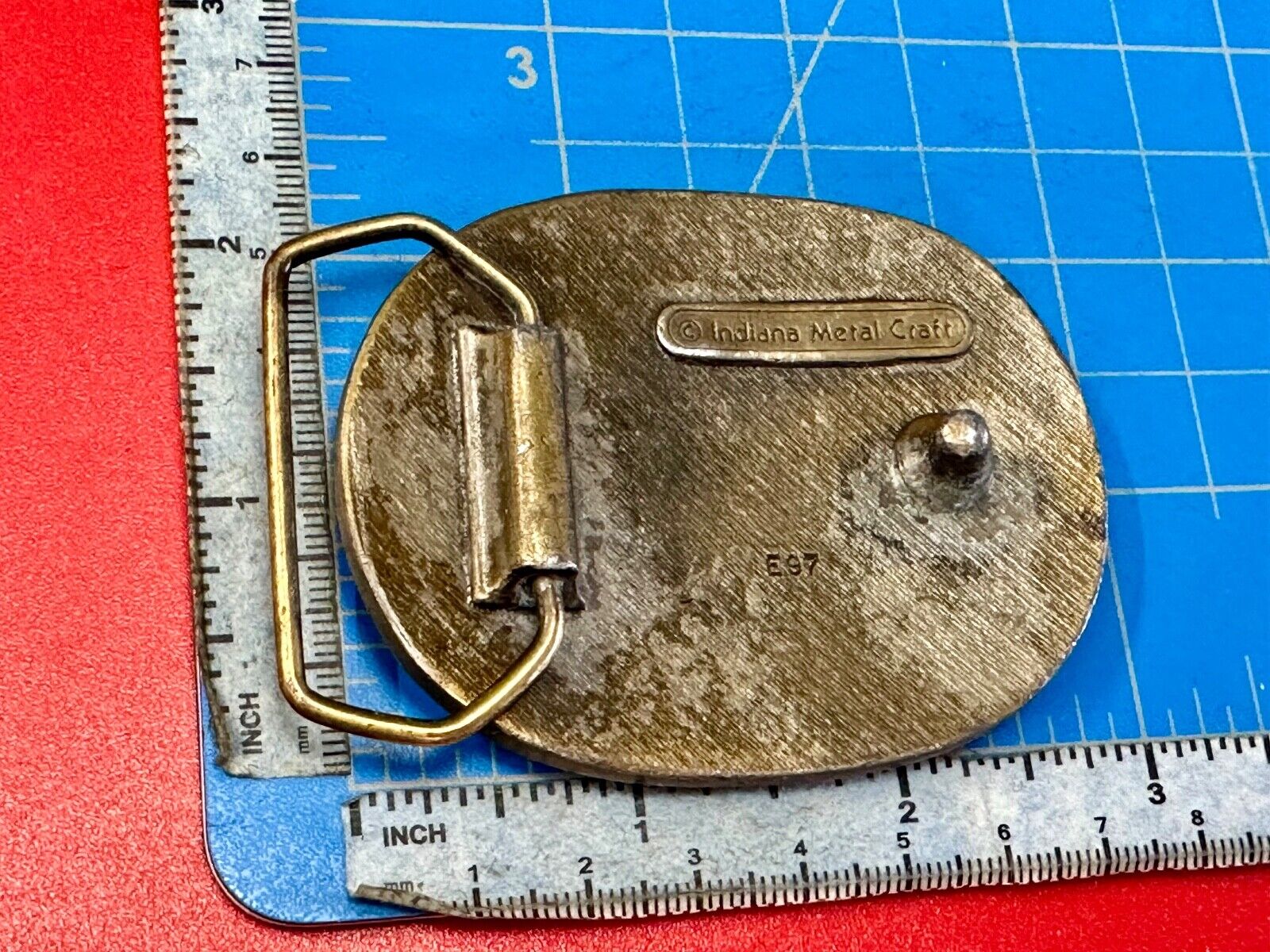 Vintage Doe and Buck / Deer  Vintage E-97 Indiana Metal Craft  belt buckle