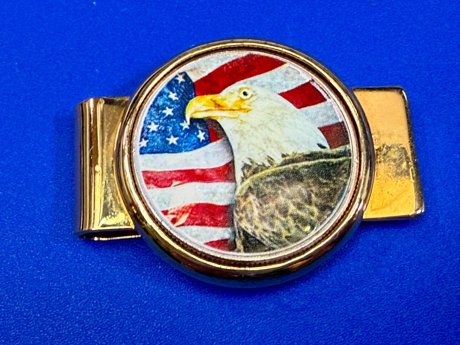 United States American Flag Patriotic Bald Eagle Gold Tone Vintage Money Clip