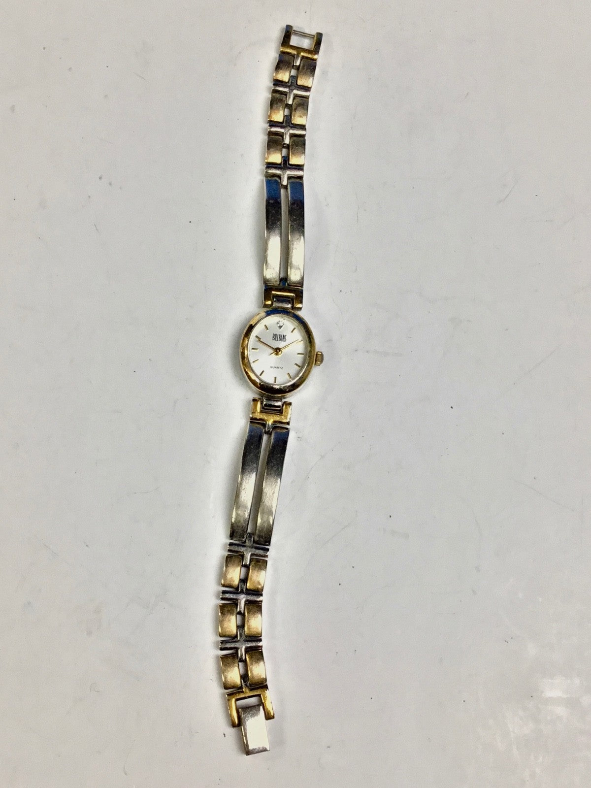  Bill Blass Gold / Silver tone Women's Oval Dress  Watch BS2050 Working well!  