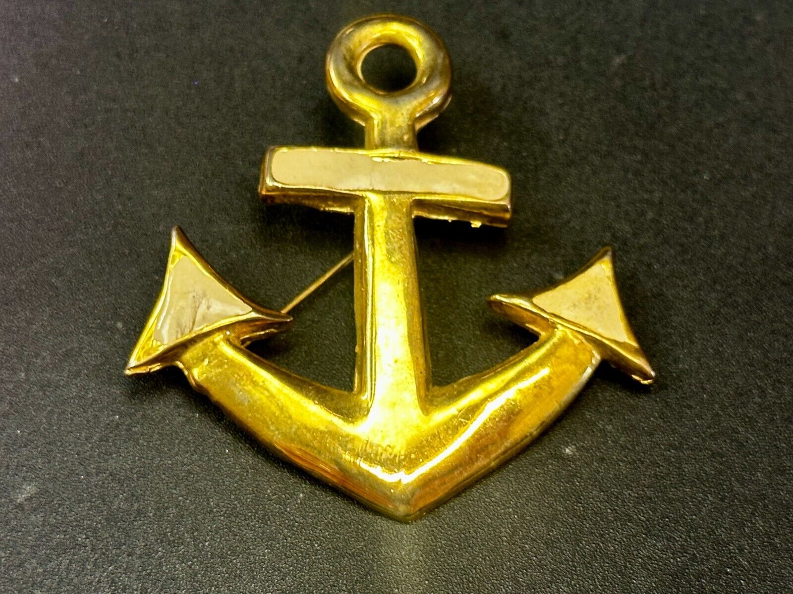 Anchor Ship Sailor Nautical Ocean Open Seas Gold Tone Vintage Brooch Pin