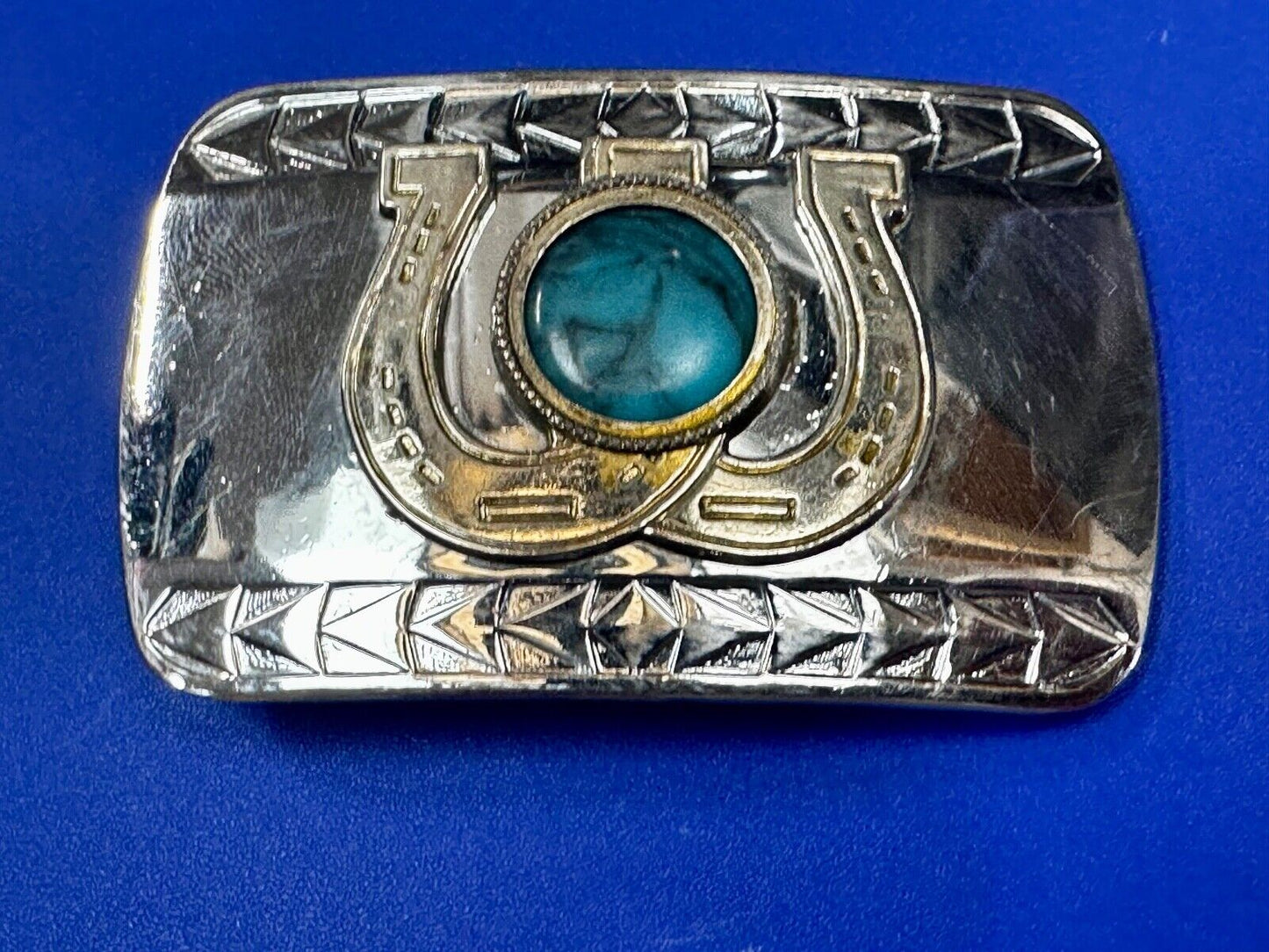 Turquoise Stone centerpiece Western Belt Buckle w/Lucky Dual Horseshoe Surround