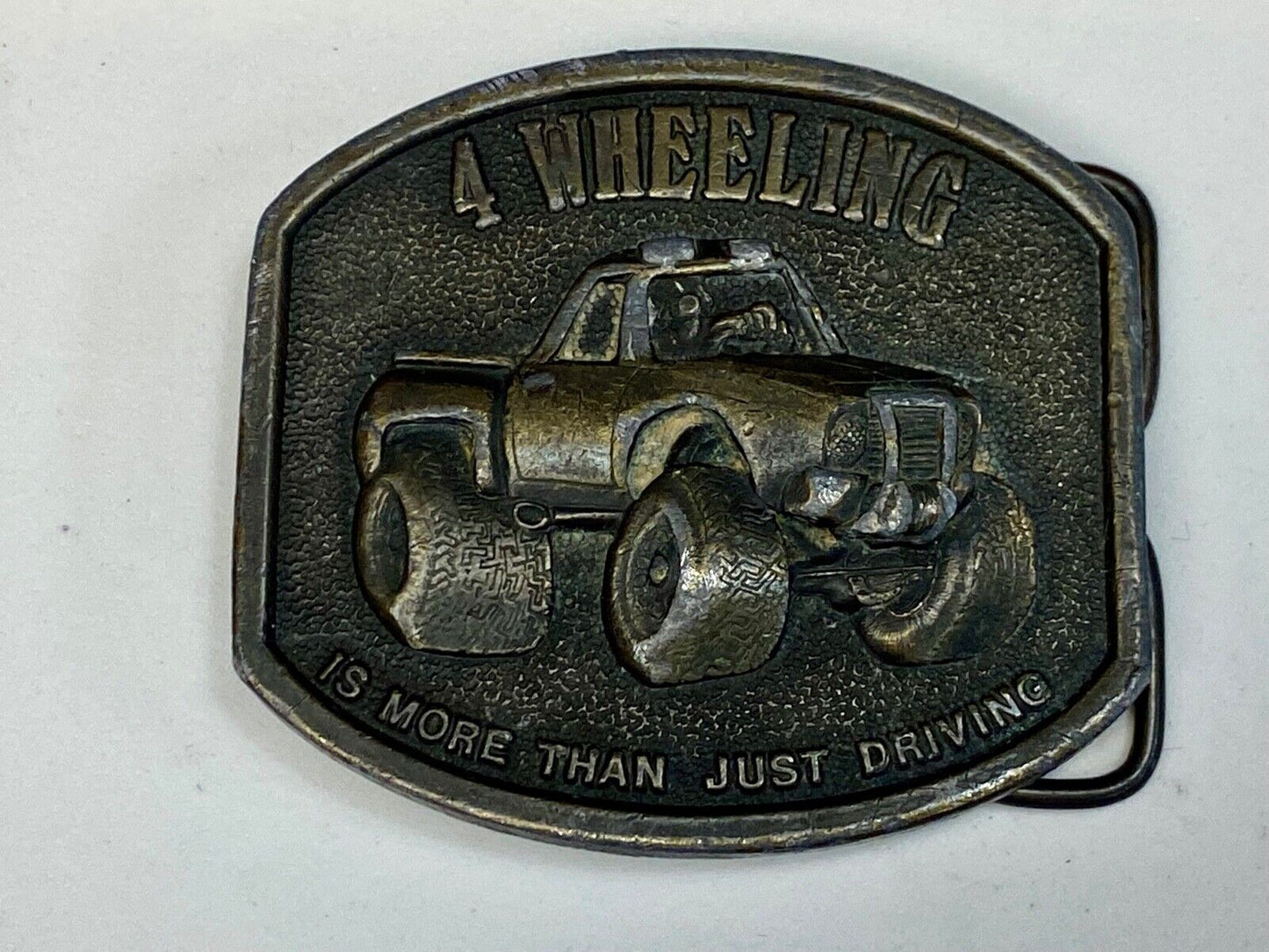 4 wheeling It's more than just driving, belt buckle by Bergamot Vintage, 1976