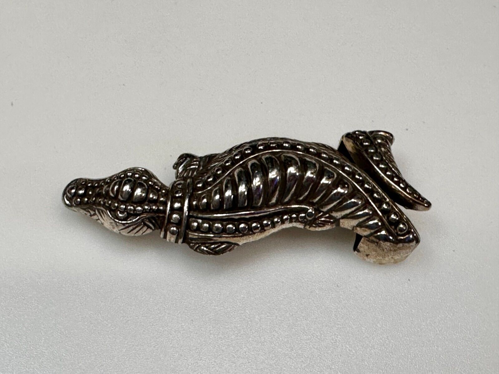 Alligator Crocodile Figural Silver Tone Vintage 1995 Belt Buckle