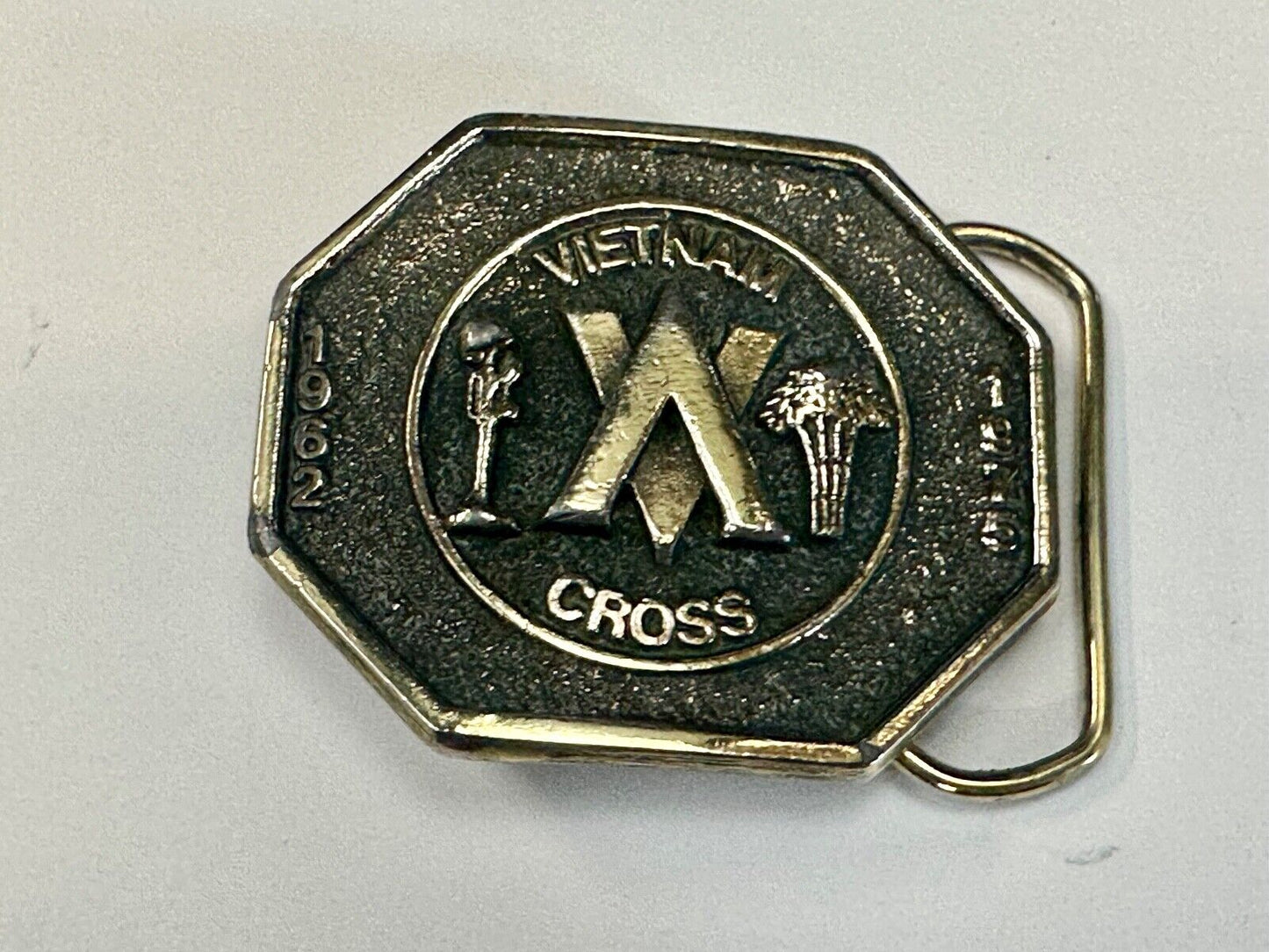 Vietnam Cross of Gallantry award 1962 - 1975 The Great American belt buckle Co