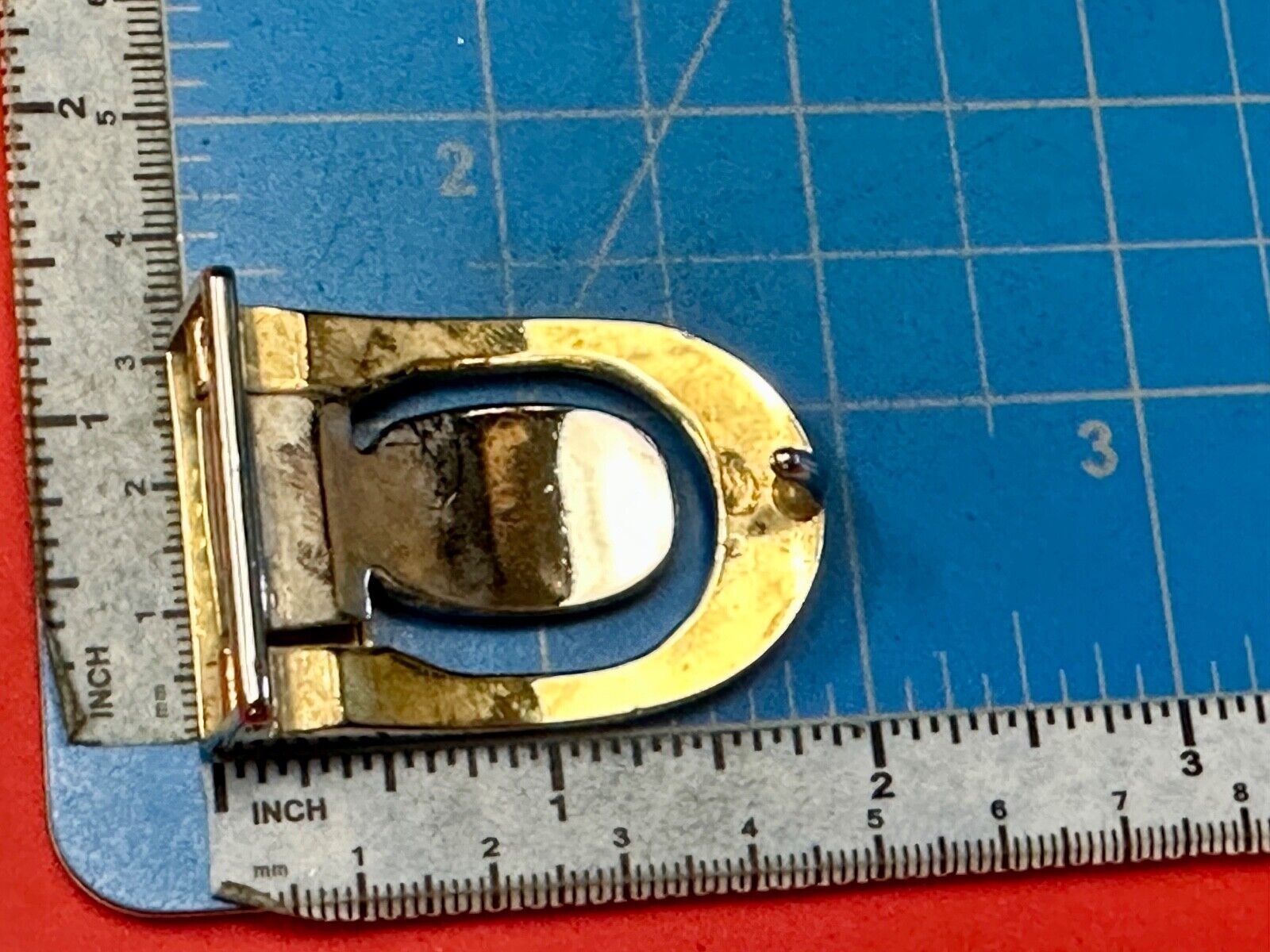 Vintage Letter monogram Initial P - Two Tone swinging belt buckle