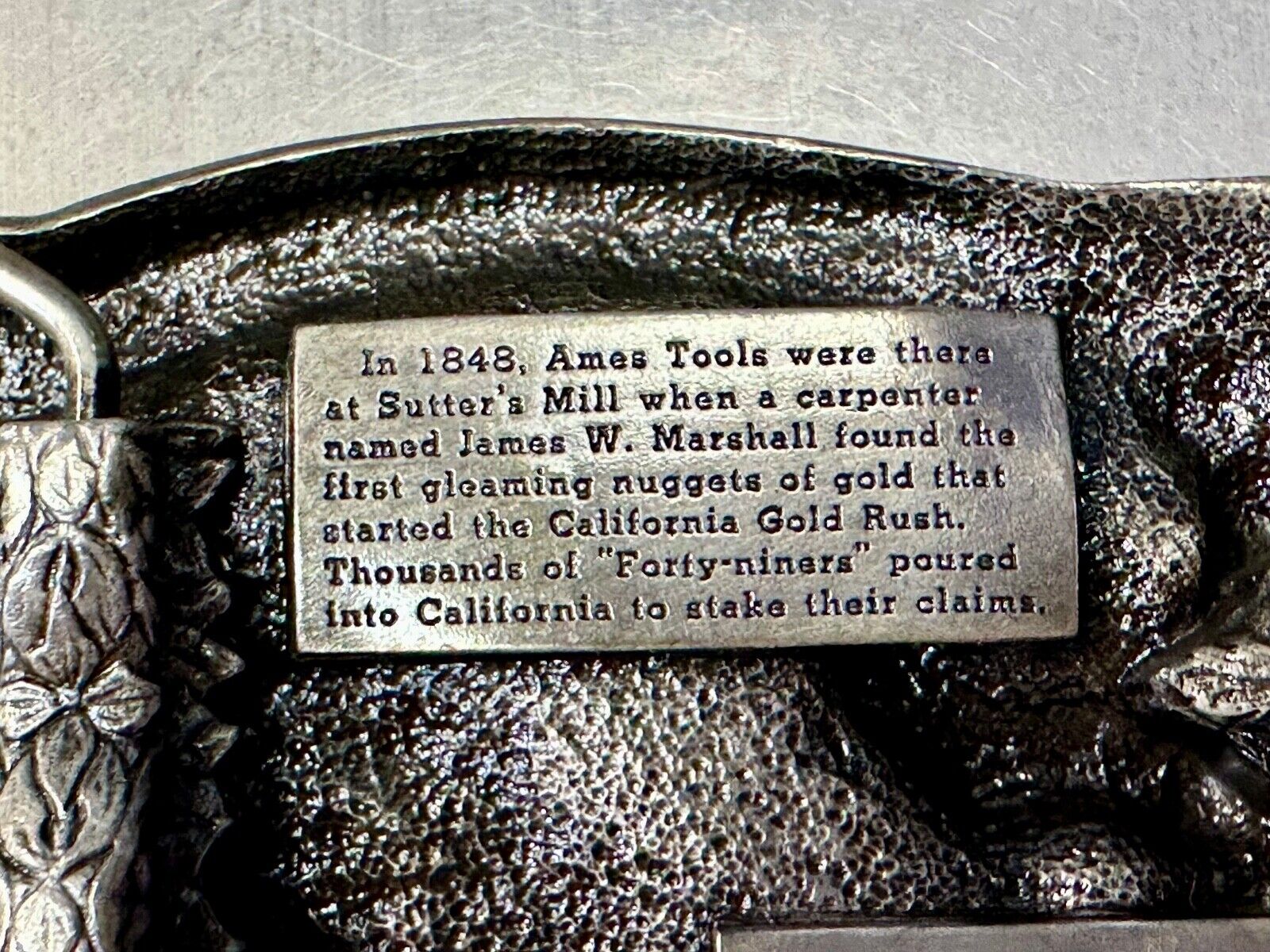 AMES TOOLS - Gold rush of 1849 Siskiyou 1985 Belt Buckle Lawn and garden supply