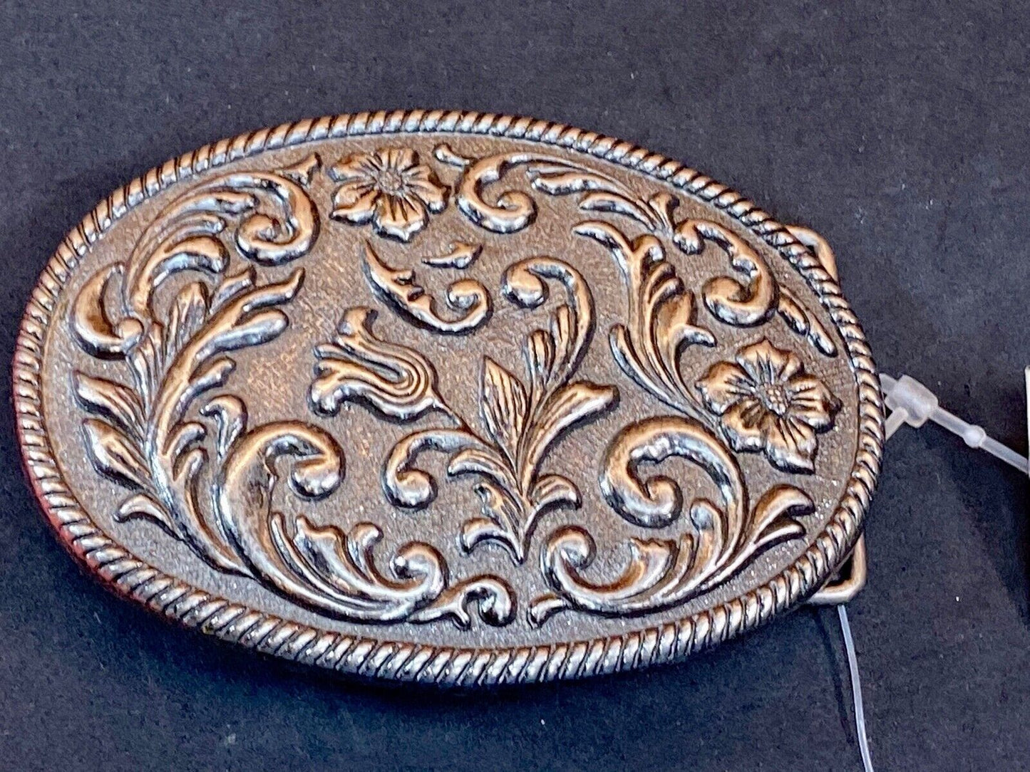 Amanda Smith Filigree western swirl belt buckle  size L $29 MSRP