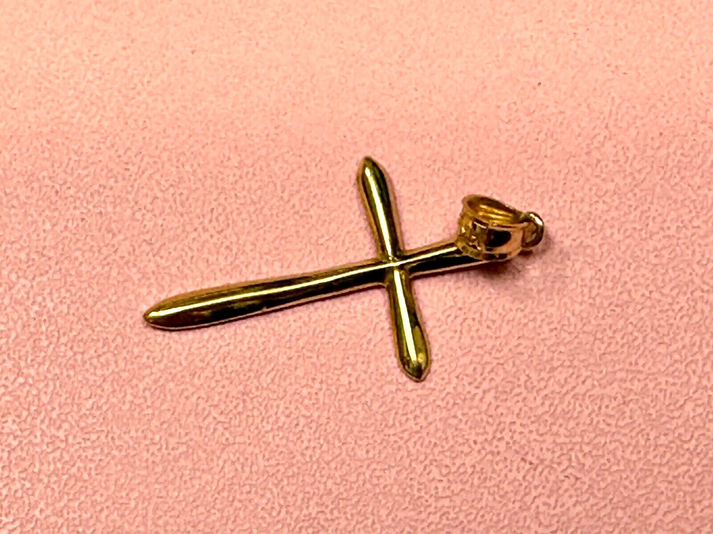 14K Gold Plain Cross 3cm  Necklace Pendant Signed OR Heart Oroamerica