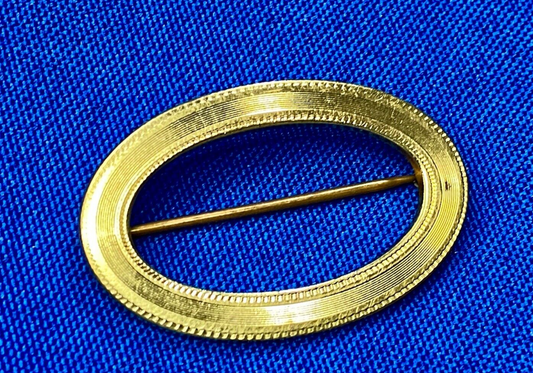 Antique Art Nouveau E. Ira Richards and Co.  Oval Brooch Pin by E.IRA & CO.