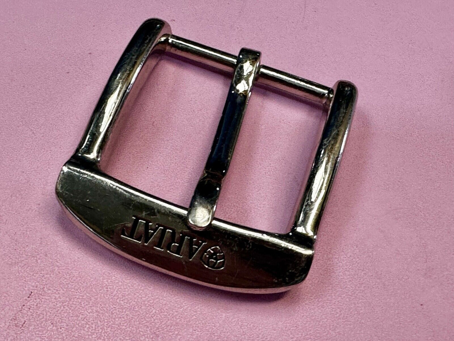 Ariat - Western silver tone ranger style replacement reflective 2"  belt buckle
