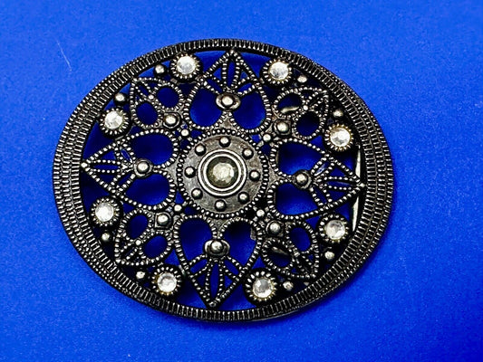 Beautiful Flower Design Rhinestone Accent Open Work Women's Belt Buckle