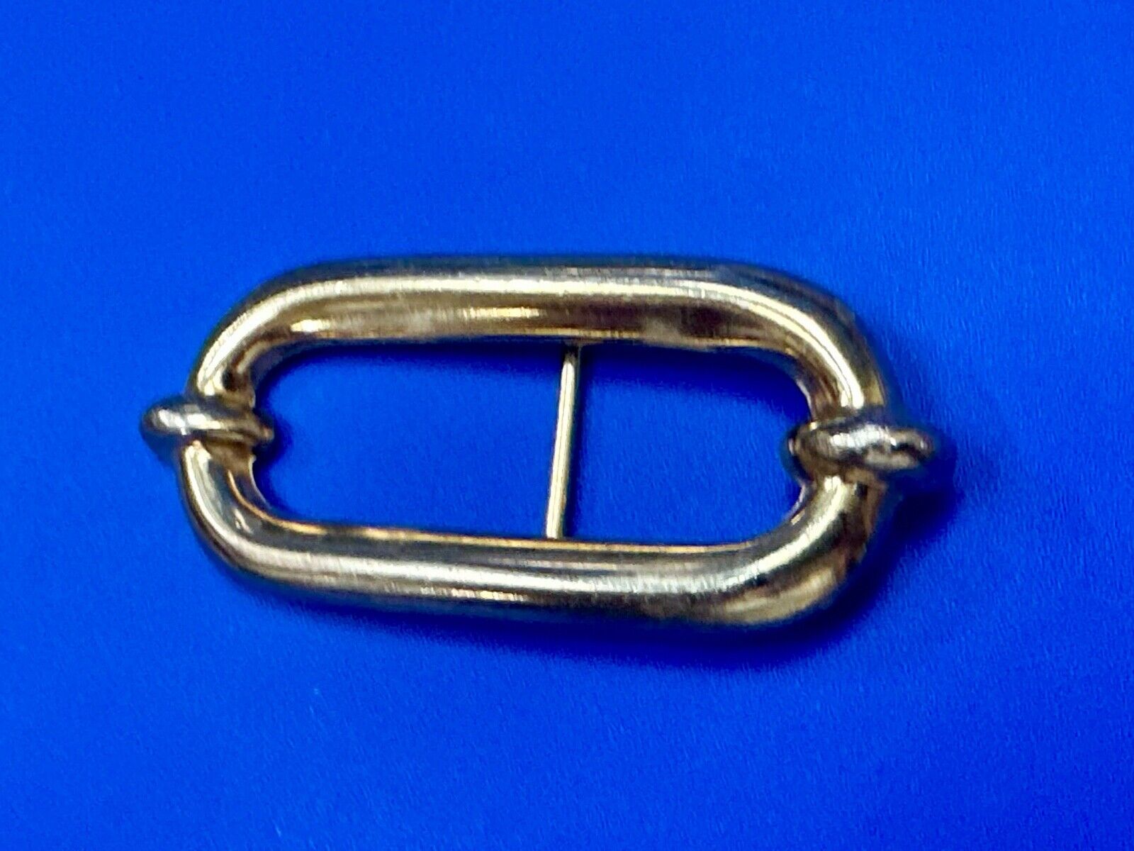 Vintage gold tone Tube Link Pattern belt buckle