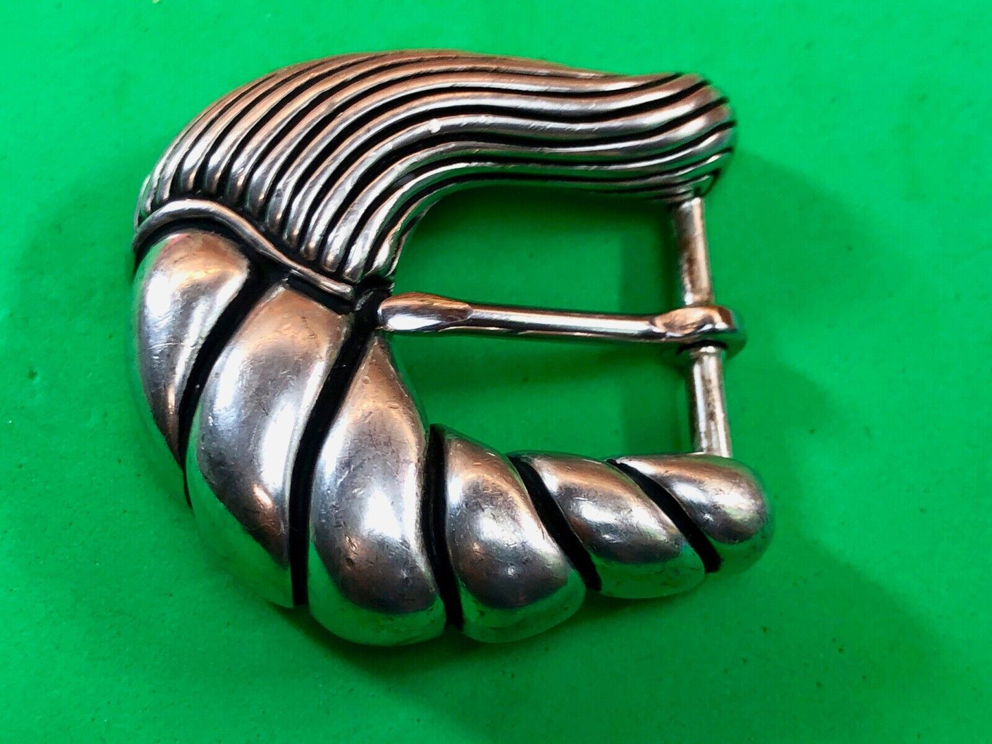 Vintage  silver tone dress women’s ladies belt buckle.  #1122 Vicenza 