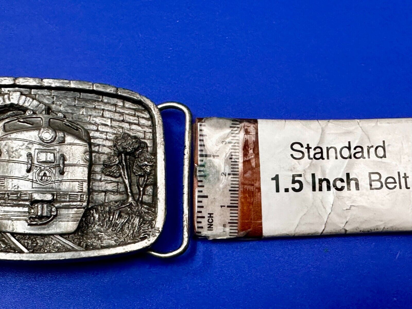 Train Engine through Tunnel RailRoad RR Vintage 1987 Bergamot Belt Buckle